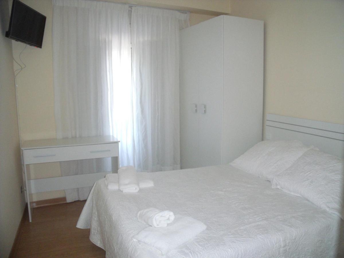 Hostal O Patron Santiago de Compostela Exterior photo